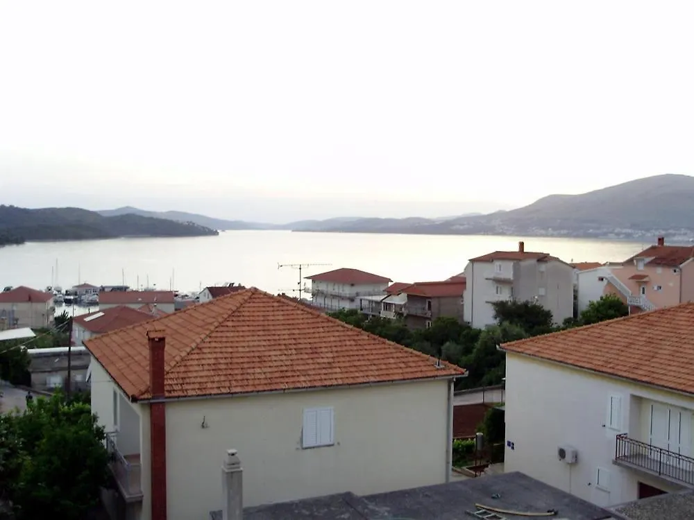 Apartment In Okrug Gornji With Balcony, Air Conditioning, Wifi, Dishwasher 5048-1 Trogir Croatia